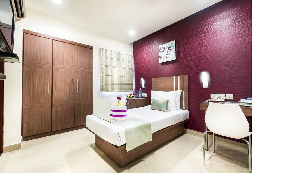 צ'נאי The Lotus Apartment Hotel, Venkatraman Street מראה חיצוני תמונה
